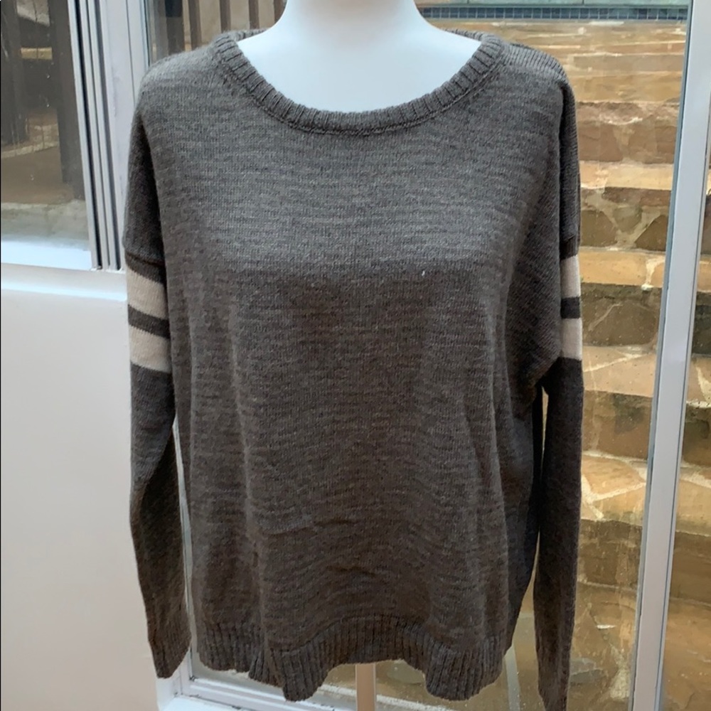Brandy Melville sweater